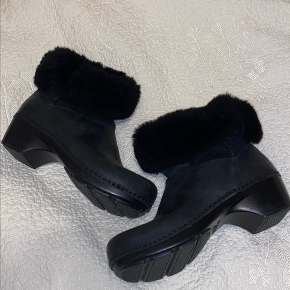 Dansko Stormy Black Leather Boots